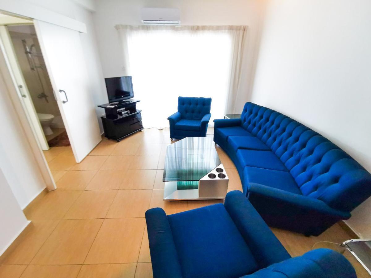Off Course Seaview Apartment Larnaca Extérieur photo